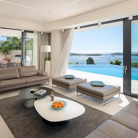 New! ! Moderna With Outdoorpool And Sea View * Hvar Town