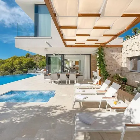 Vila New! ! Moderna With Outdoorpool And Sea View *