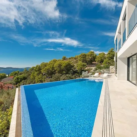 Villa New! ! Moderna With Outdoorpool And Sea View