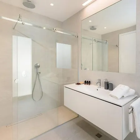 New! ! Moderna With Outdoorpool And Sea View Villa Hvar Town