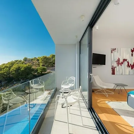 Villa New! ! Moderna With Outdoorpool And Sea View
